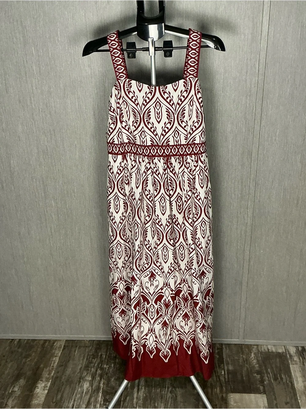 Talbots White and Burgundy Printed Maxi Dress Size 8 - Picture 3 of 12
